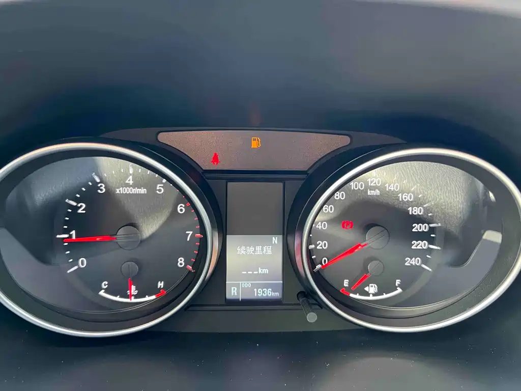 HAVAL M6 2023 PLUS 1.5T DCT精英 SMART LINK TYPE — фото 19