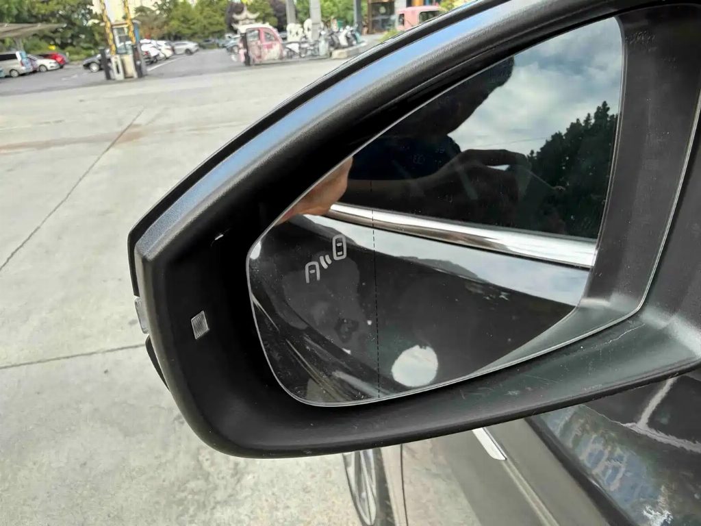 VOLKSWAGEN BORA 2023 300TSI DSG尊行 EDITION — фото 12