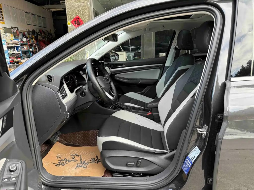 VOLKSWAGEN BORA 2023 300TSI DSG尊行 EDITION — фото 13