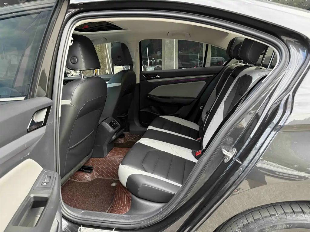 VOLKSWAGEN BORA 2023 300TSI DSG尊行 EDITION — фото 7