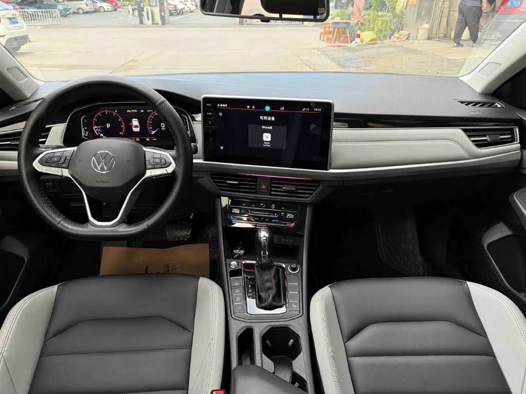 VOLKSWAGEN BORA 2023 300TSI DSG尊行 EDITION — фото 8