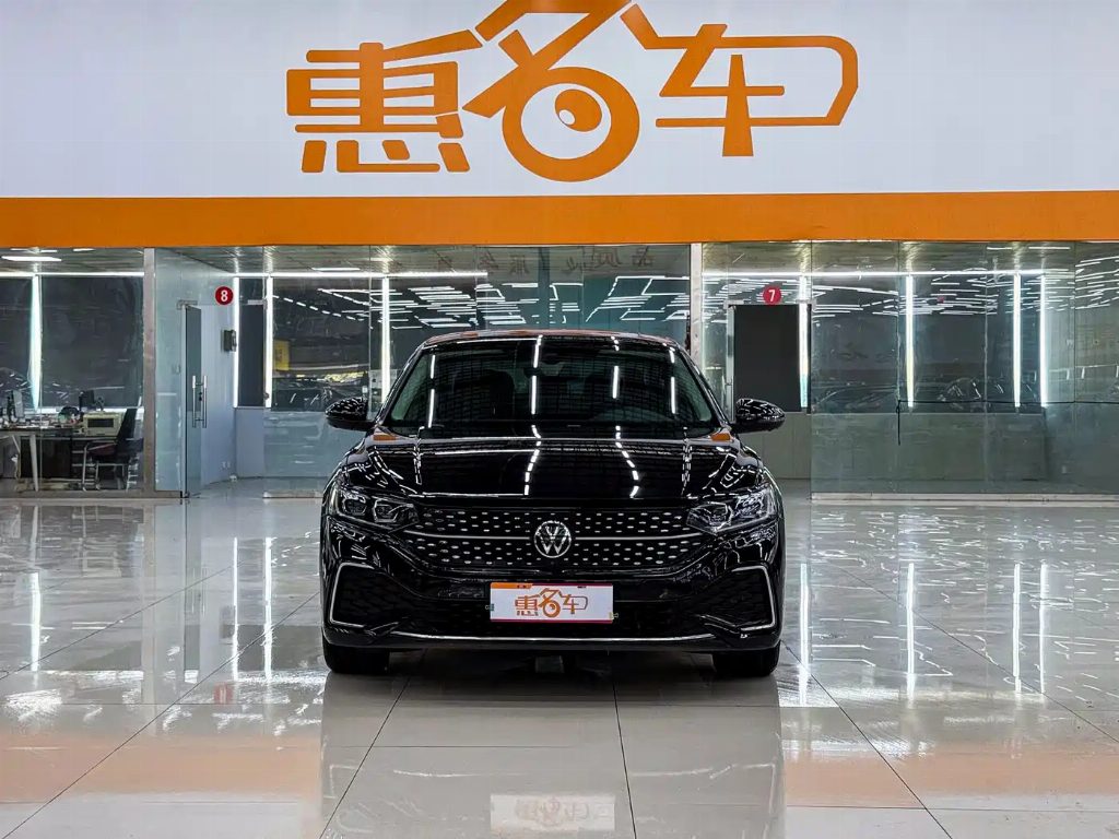 VOLKSWAGEN PASSAT 2022 330TSI 星空 PREMIUM EDITION — фото 2