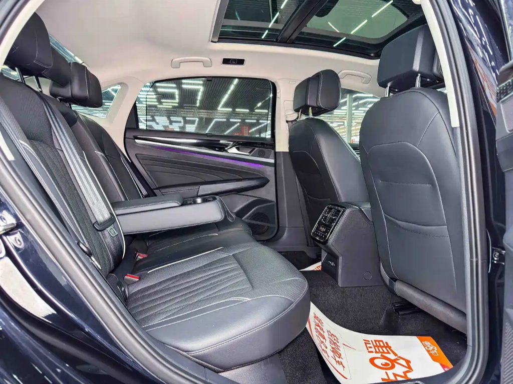 VOLKSWAGEN PASSAT 2022 330TSI 星空 PREMIUM EDITION — фото 9