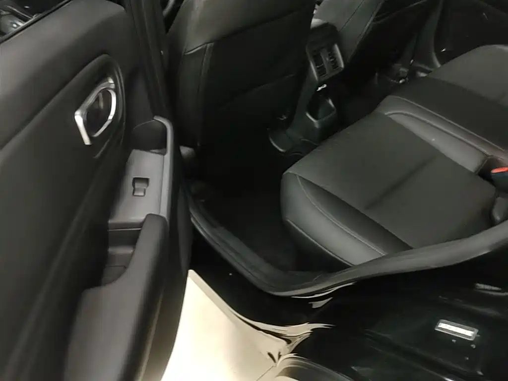 HONDA VEZEL 2023 1.5L CVT TECH EDITION — фото 17
