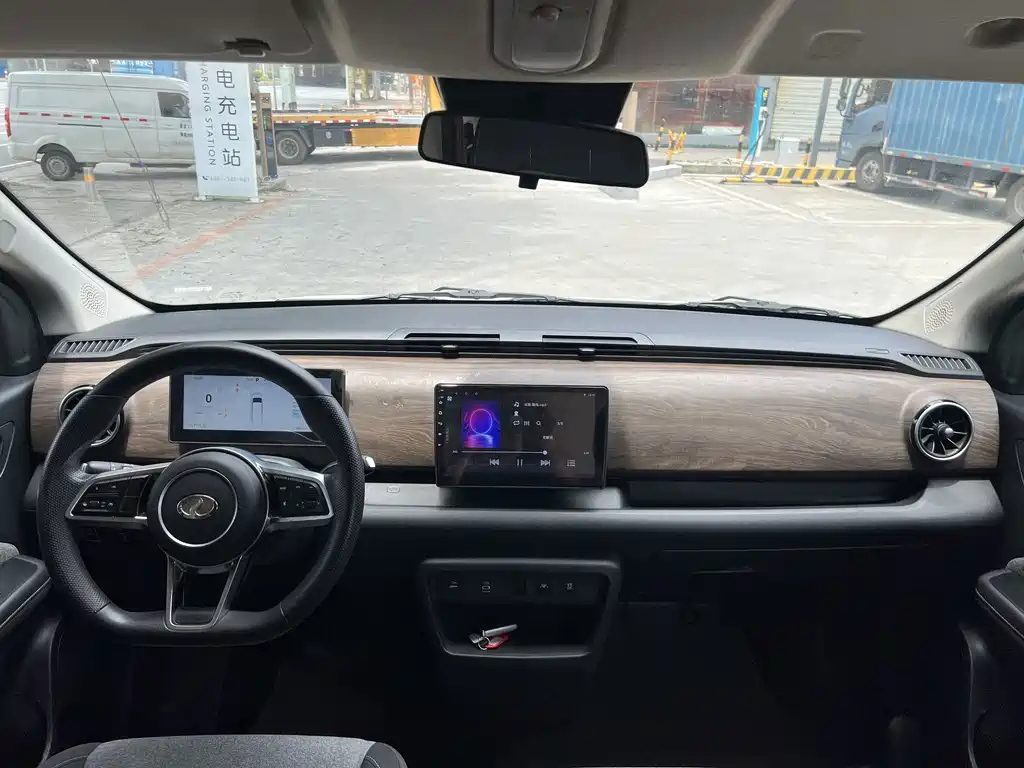 RUICHI AUTO NEW ENERGY EC75 2025 MODEL 客运 智行超充 EDITION PIONEER Ⅰ 52.16KWH — фото 2