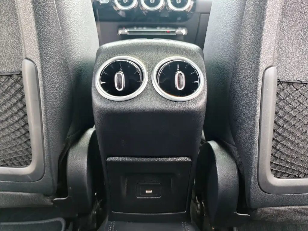 MERCEDES-BENZ A-CLASS 2023 A 180 L — фото 16