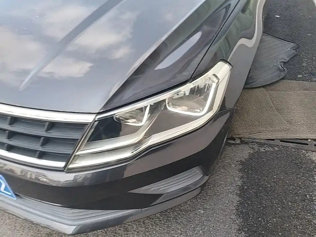 VOLKSWAGEN JETTA 2017 1.5L AT FASHION TYPE — фото 24