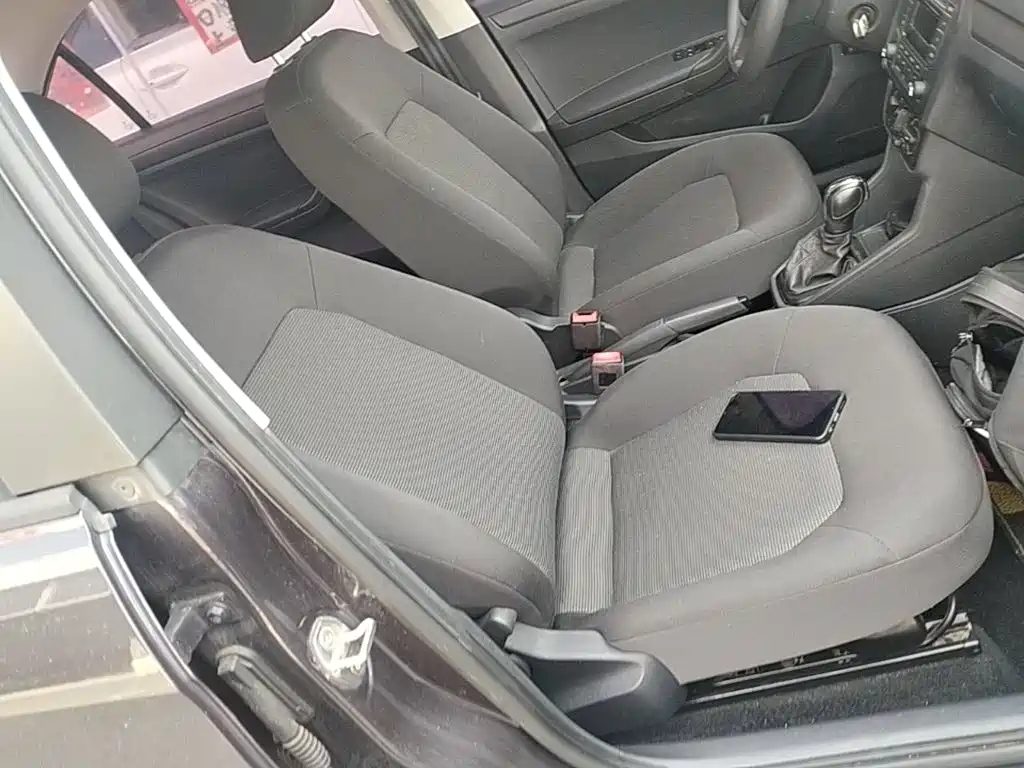 VOLKSWAGEN JETTA 2017 1.5L AT FASHION TYPE — фото 25