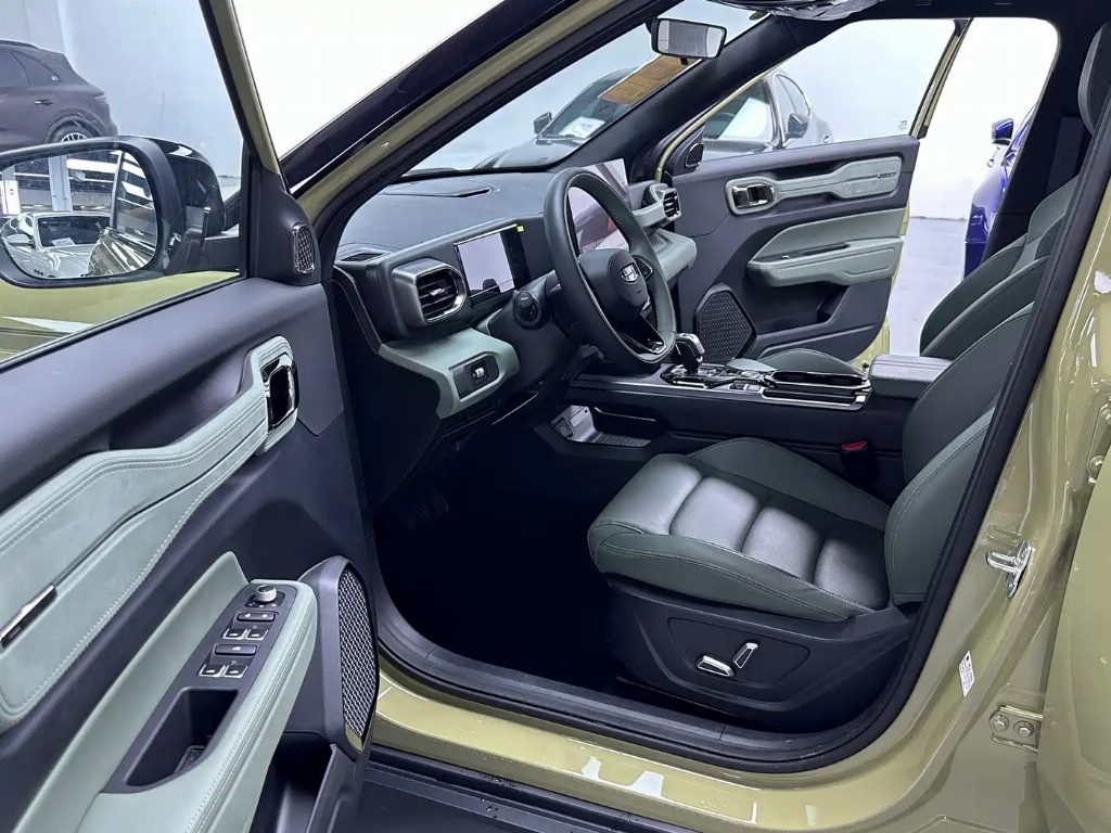 GEELY AUTO COWBOY 2025 1.5TD 潮玩 EDITION — фото 4