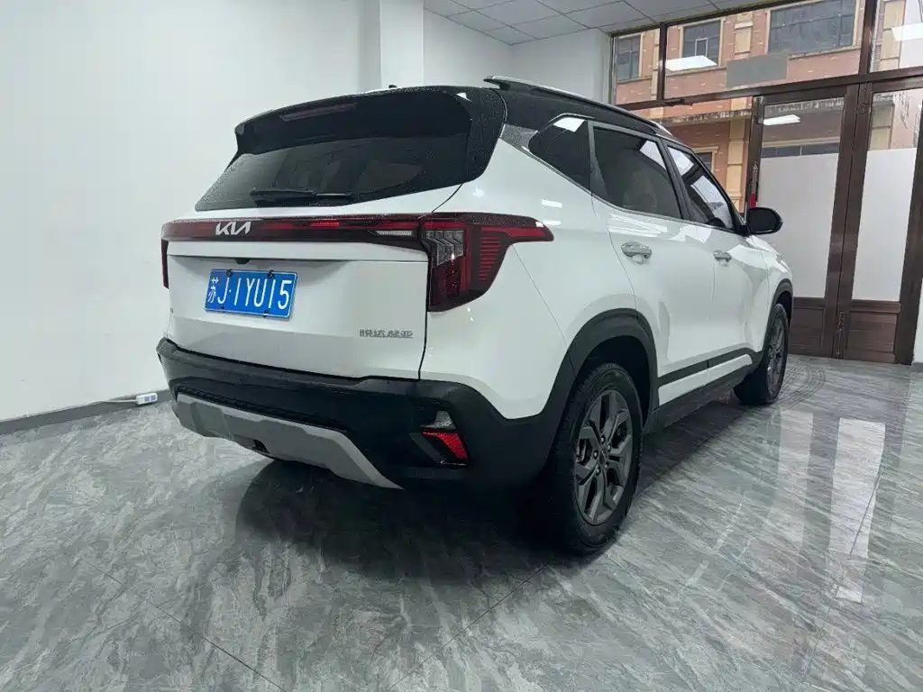 KIA SELTOS 2023 1.5L CVT DELUXE EDITION — фото 12