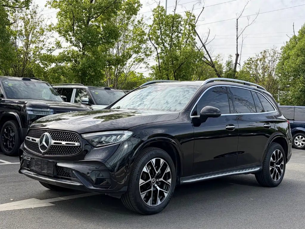 MERCEDES-BENZ GLC 2024 GLC 260 L 4MATIC DYNAMIC 5 SEATS — фото 1