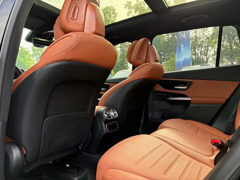 MERCEDES-BENZ GLC 2024 GLC 260 L 4MATIC DYNAMIC 5 SEATS — фото 9