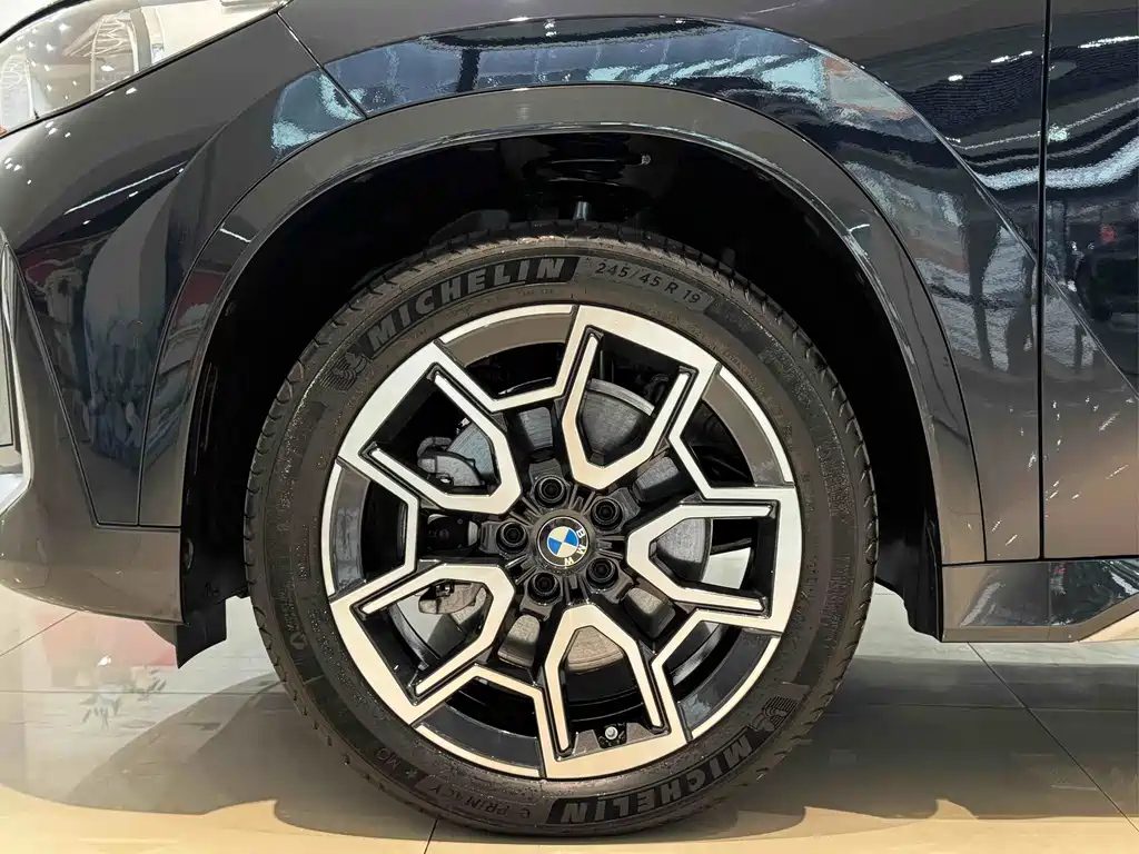 BMW X1 2024 SDRIVE25LI M SPORT SET — фото 17