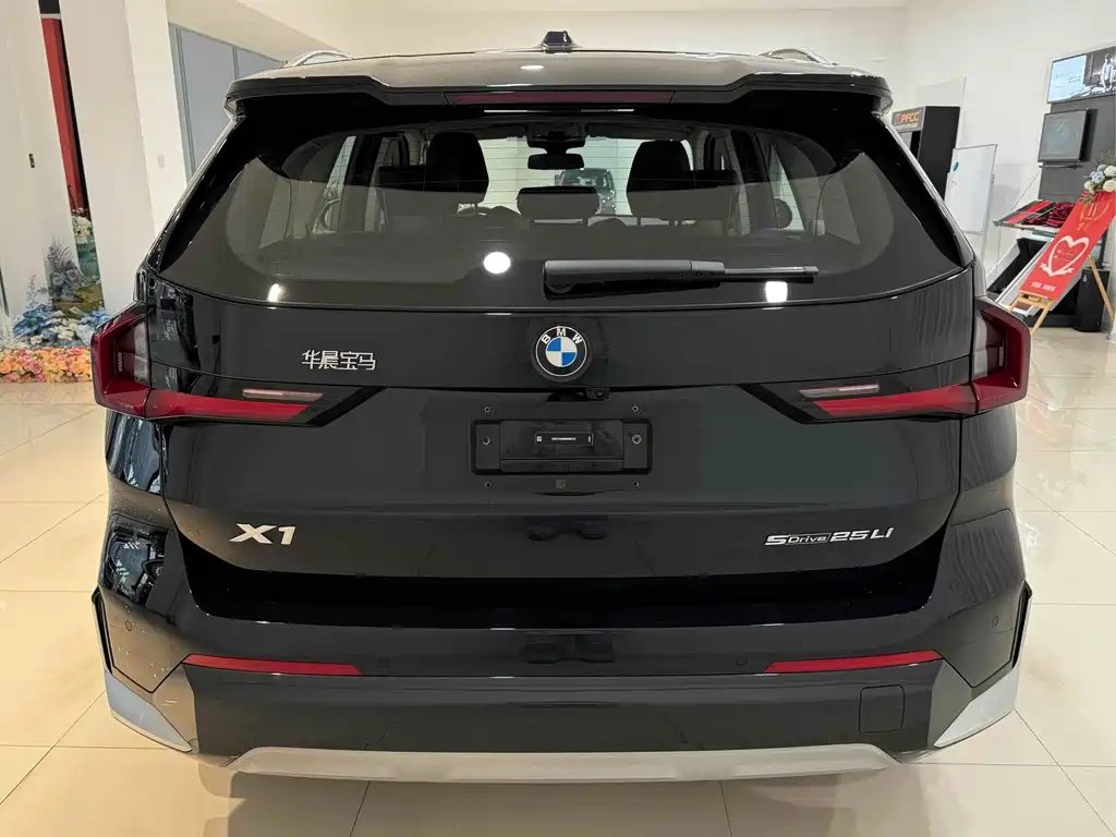 BMW X1 2024 SDRIVE25LI M SPORT SET — фото 6