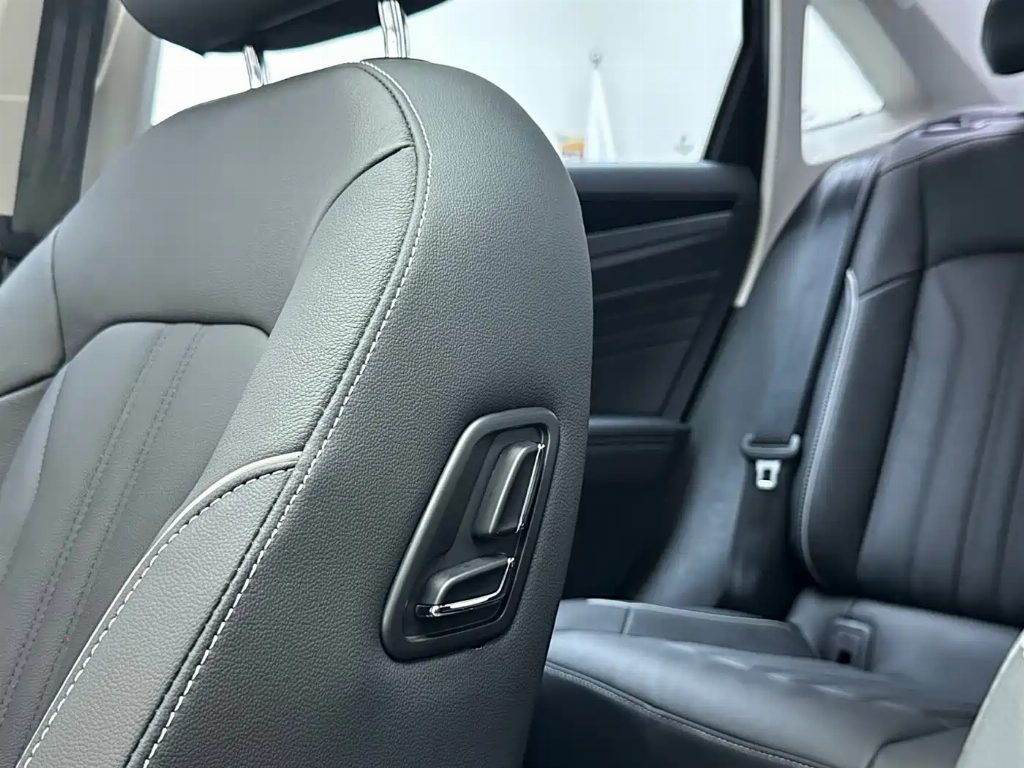 VOLKSWAGEN PASSAT 2022 280TSI ELITE EDITION — фото 11