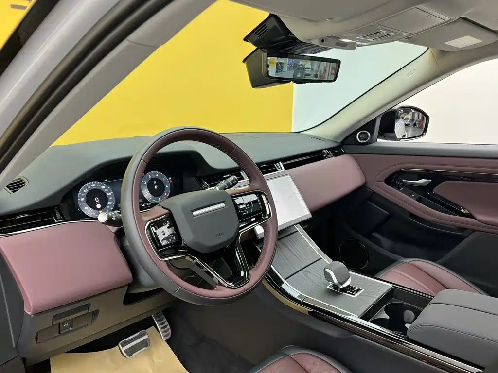 LAND ROVER RANGE ROVER EVOQUE 2026 RANGE ROVER EVOQUE L SE — фото 41