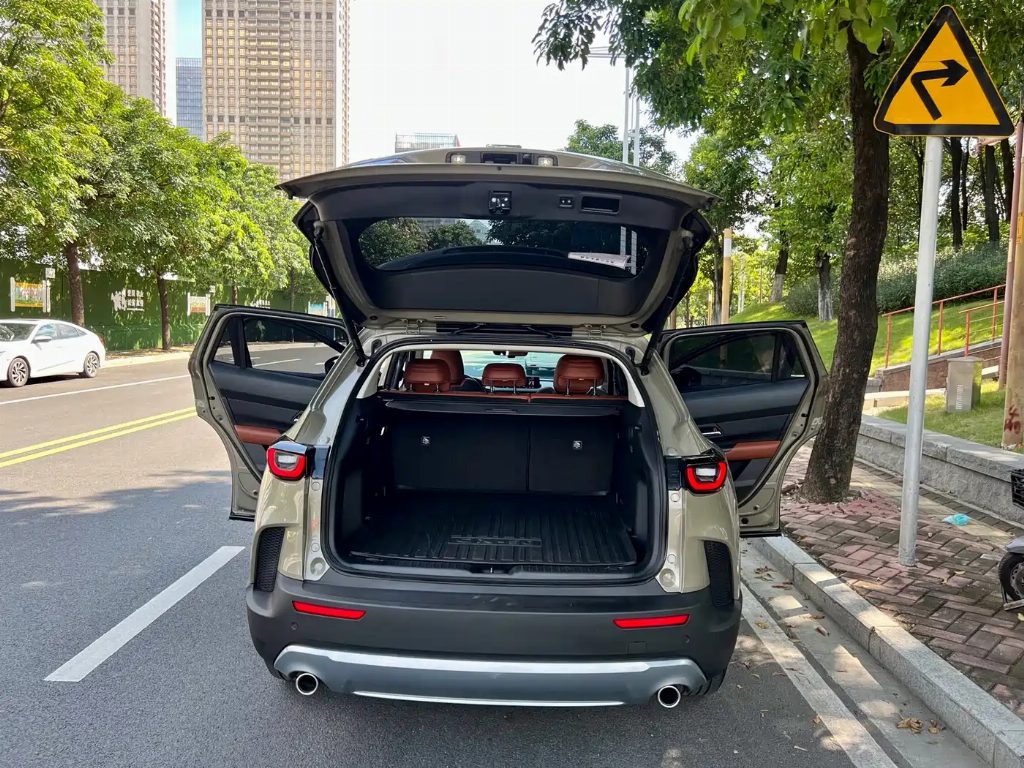 MAZDA CX-50 2023 2.5L 尊行 EDITION — фото 28