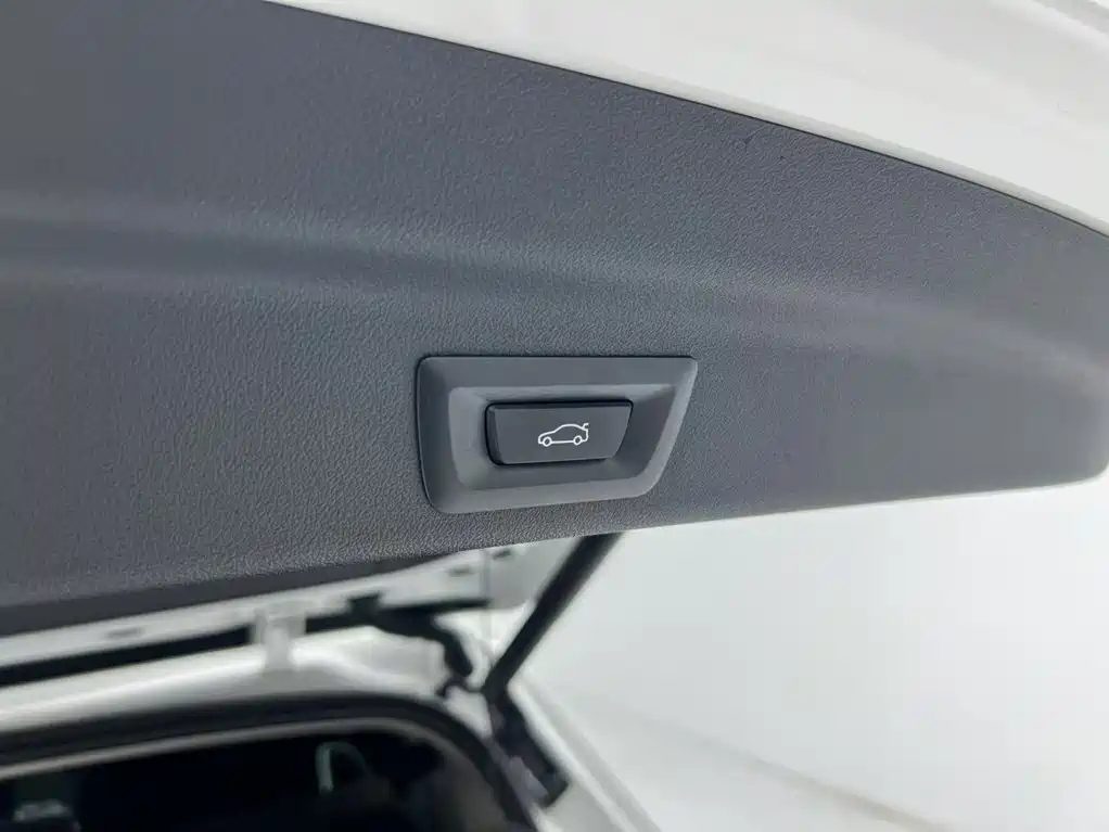 BMW X1 2023 SDRIVE20LI X设计 SET — фото 12