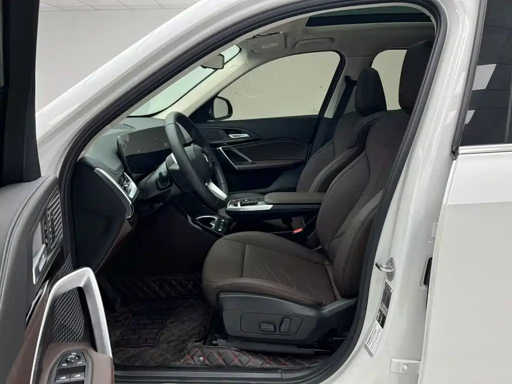 BMW X1 2023 SDRIVE20LI X设计 SET — фото 14