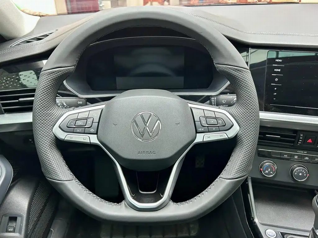 VOLKSWAGEN PASSAT 2022 280TSI ELITE EDITION — фото 13