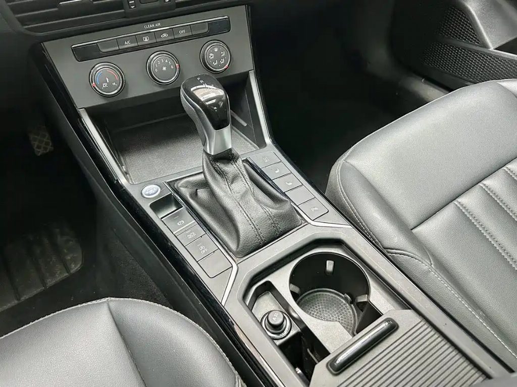 VOLKSWAGEN PASSAT 2022 280TSI ELITE EDITION — фото 16