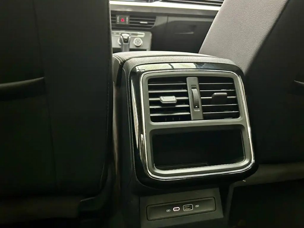 VOLKSWAGEN PASSAT 2022 280TSI ELITE EDITION — фото 22