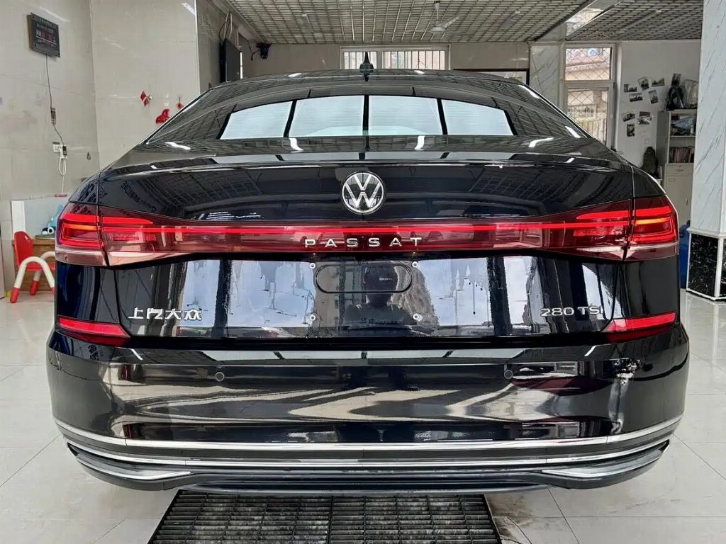 VOLKSWAGEN PASSAT 2022 280TSI ELITE EDITION — фото 5