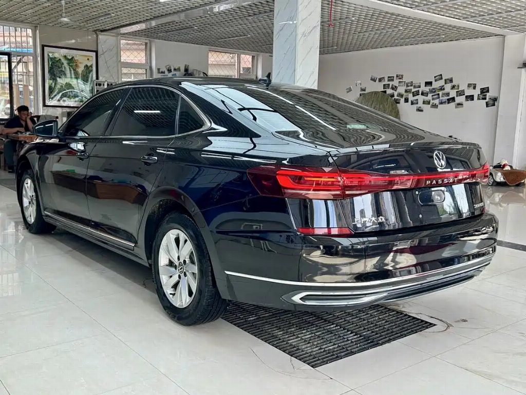 VOLKSWAGEN PASSAT 2022 280TSI ELITE EDITION — фото 6