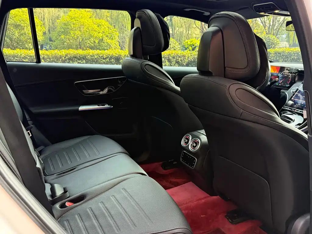 MERCEDES-BENZ GLC 2024 GLC 260 L 4MATIC DYNAMIC 5 SEATS — фото 11