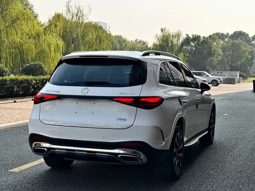 MERCEDES-BENZ GLC 2024 GLC 260 L 4MATIC DYNAMIC 5 SEATS — фото 16