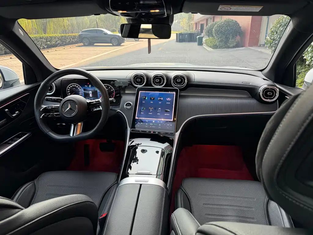 MERCEDES-BENZ GLC 2024 GLC 260 L 4MATIC DYNAMIC 5 SEATS — фото 5