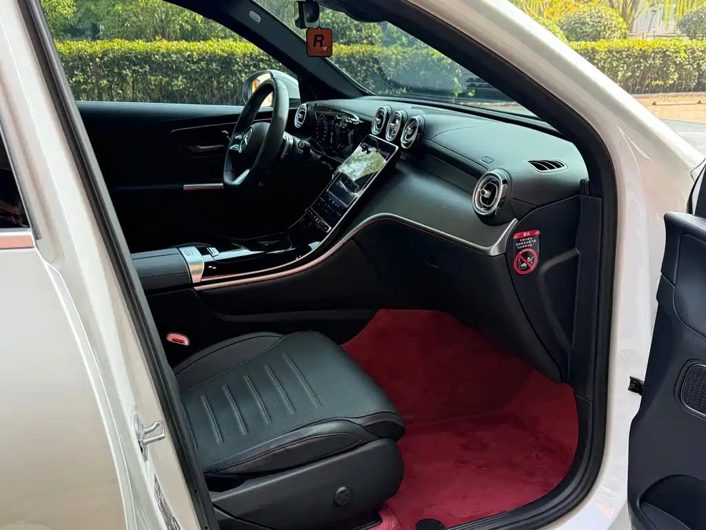 MERCEDES-BENZ GLC 2024 GLC 260 L 4MATIC DYNAMIC 5 SEATS — фото 9