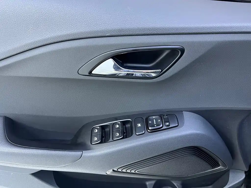 HYUNDAI BEIJING HYUNDAI IX35 2021 240TGDI DCT 2WD GLS LEADING — фото 4