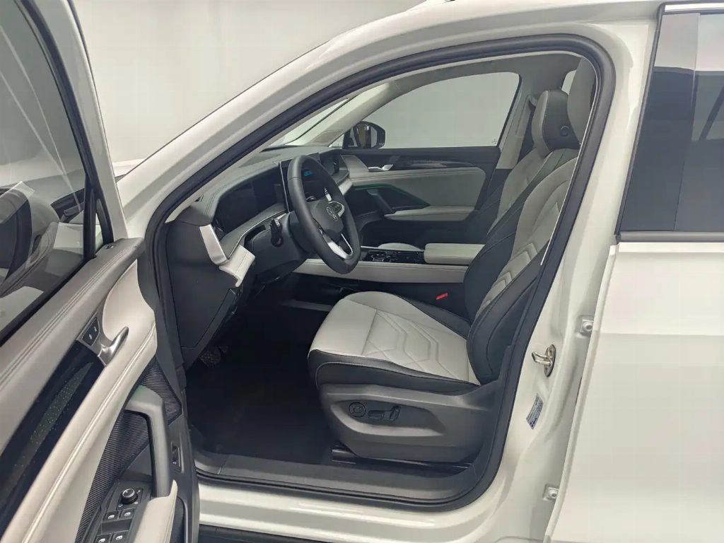 VOLKSWAGEN TAYRON 2026 TAYRON L 300TSI 2WD 精英 — фото 15