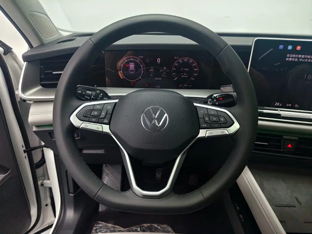 VOLKSWAGEN TAYRON 2026 TAYRON L 300TSI 2WD 精英 — фото 16