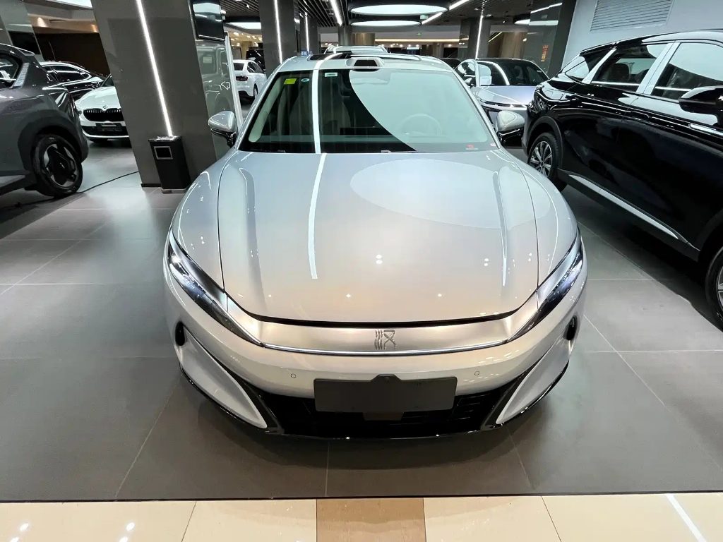 BYD HAN L 2025 DM-I 200KM激光雷达 FLAGSHIP — фото 1