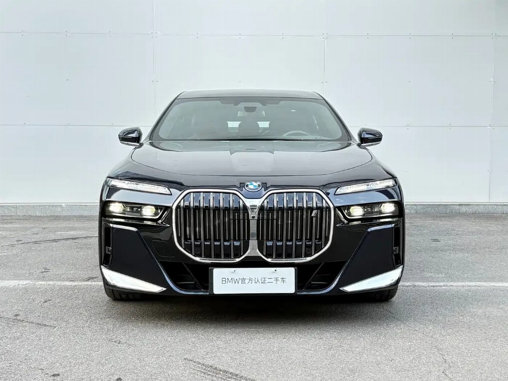 BMW I7 2023 EDRIVE50L ENJOY M SPORT SET — фото 2