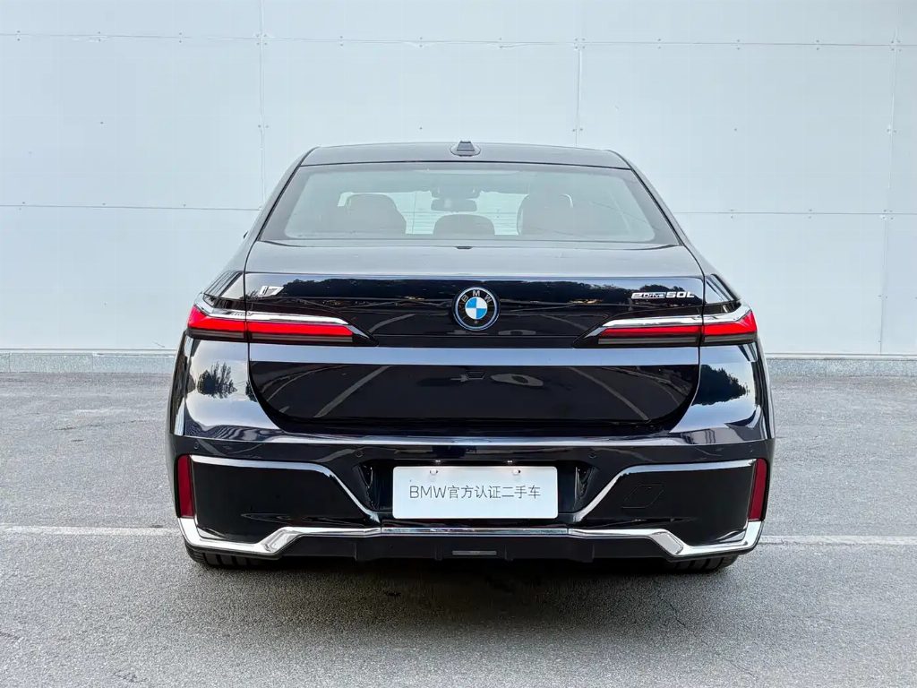 BMW I7 2023 EDRIVE50L ENJOY M SPORT SET — фото 16