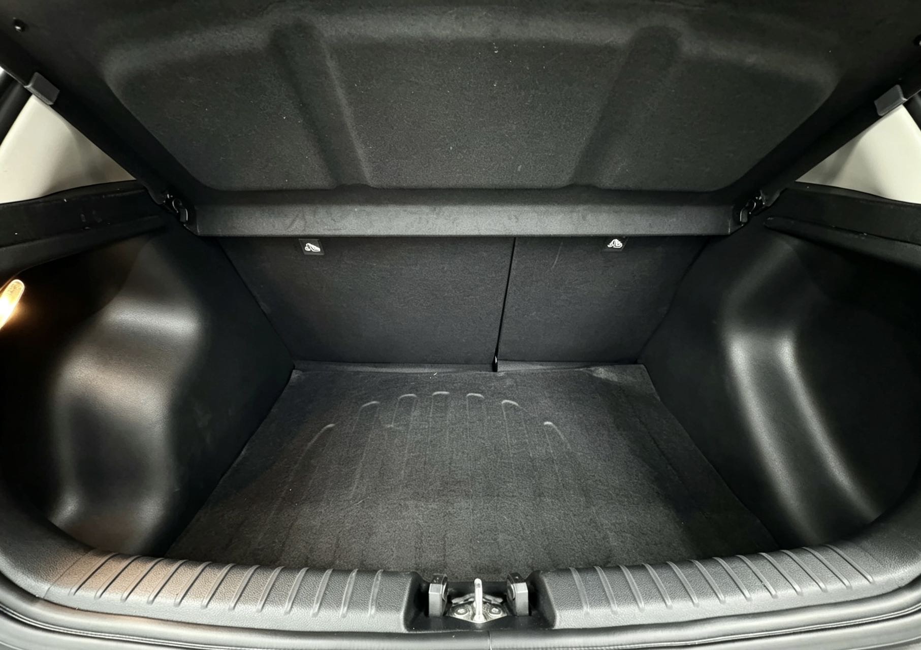 KIA KX1 2021 1.4L CVT趣享 SUNROOF 款 — фото 8
