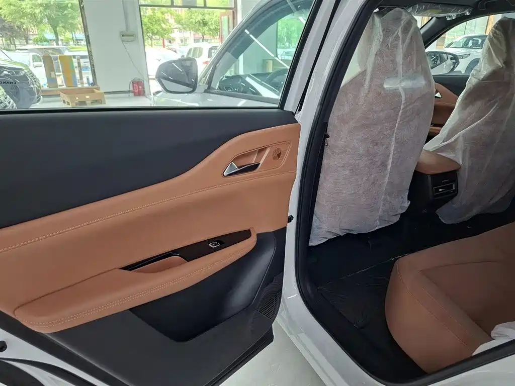 CHANGAN UNI-Z 2026 1.5T 畅行 EDITION — фото 15