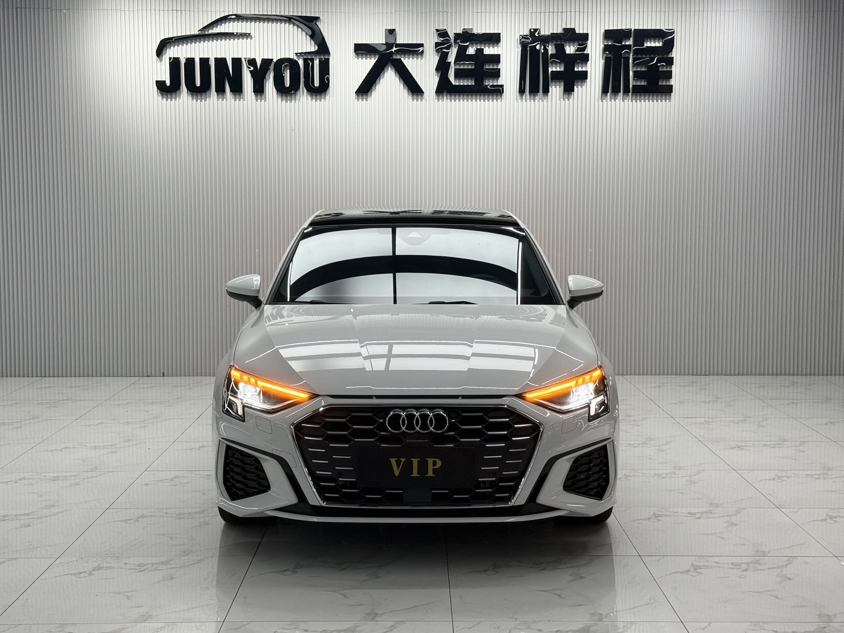 AUDI A3 2023 MODEL FACELIFT A3L LIMOUSINE 35 TFSI FASHION SPORT TYPE — фото 2