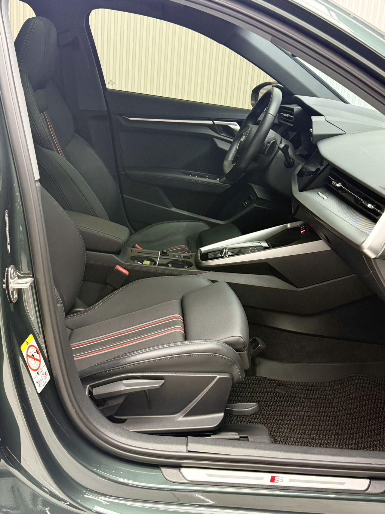 AUDI A3 2023 MODEL SPORTBACK 35 TFSI FASHION SPORT TYPE — фото 7