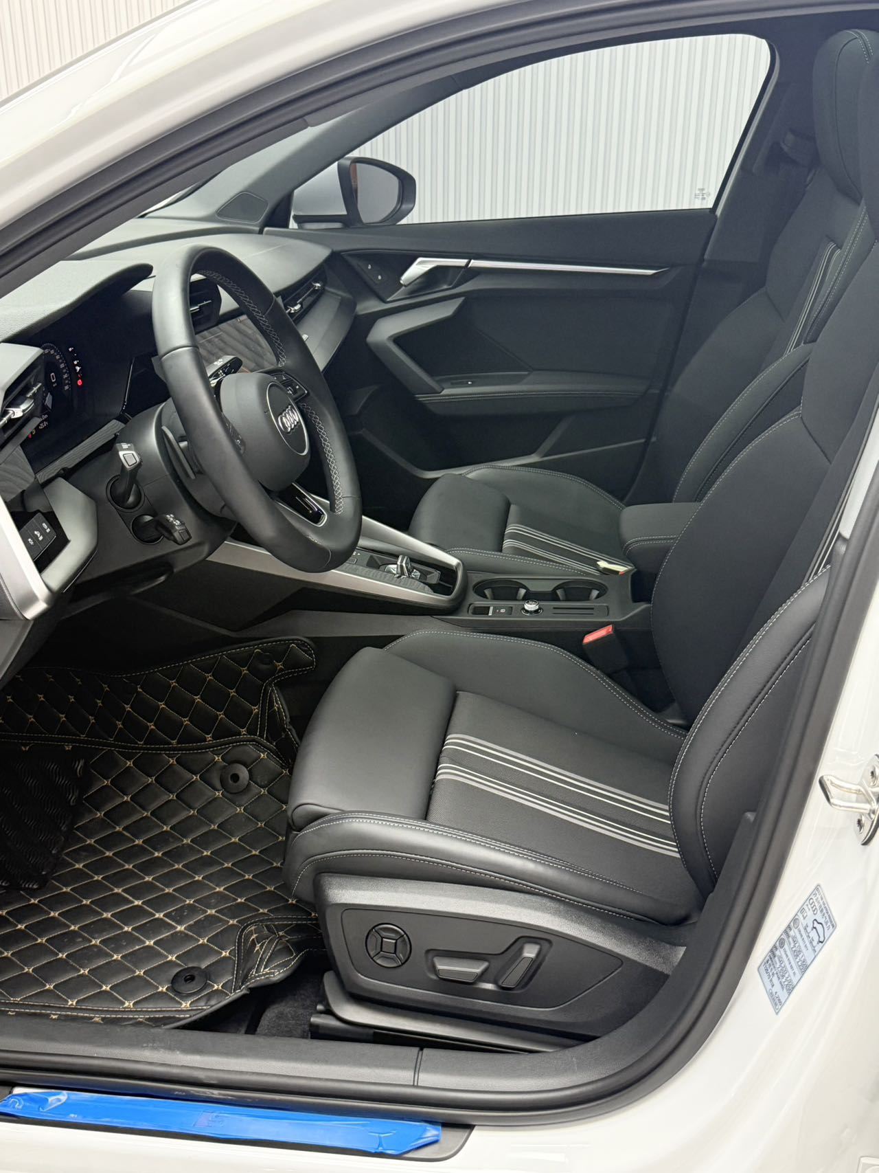 AUDI A3 2023 MODEL FACELIFT A3L LIMOUSINE 35 TFSI FASHION SPORT TYPE — фото 9