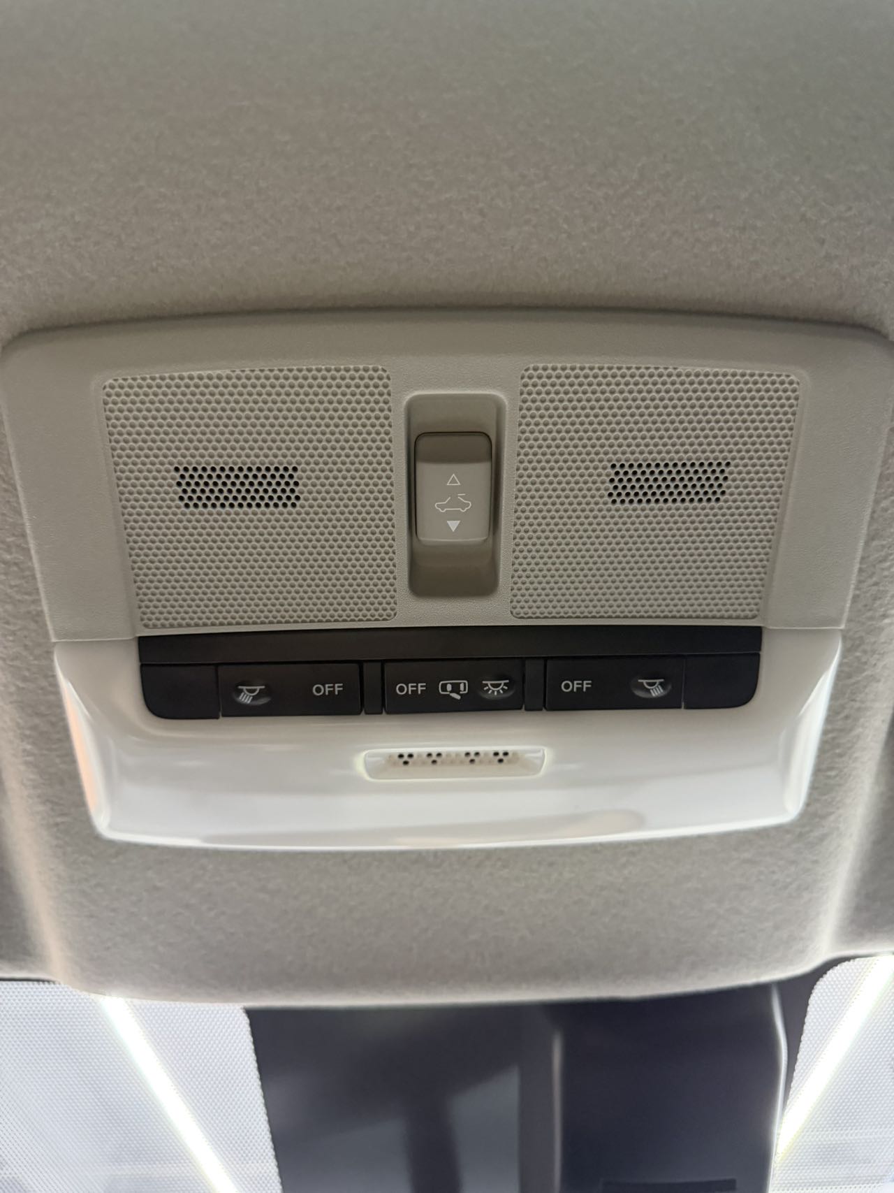 NISSAN KICKS 2023 劲情 EDITION 1.5L 淋漓「劲」致 DELUXE EDITION — фото 22