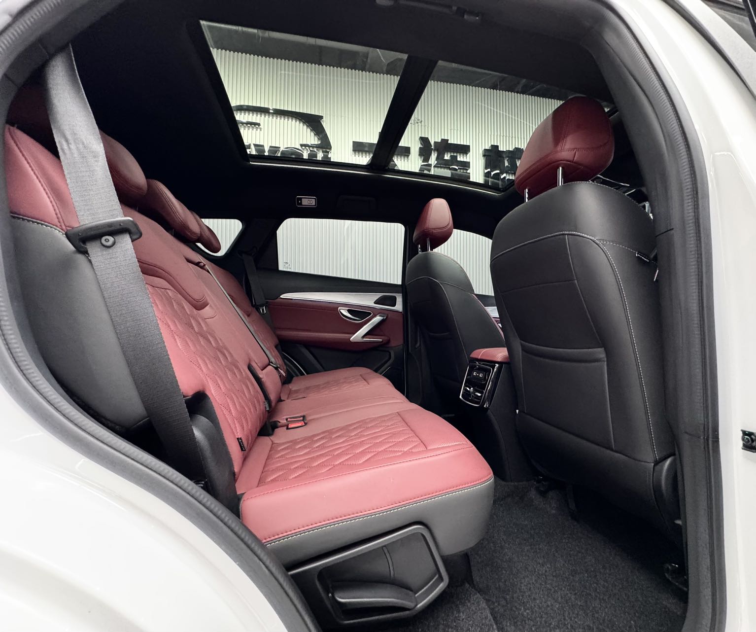 JETOUR X70 PLUS 2023 1.5T DCT勇者PLUS 5 SEATS — фото 12