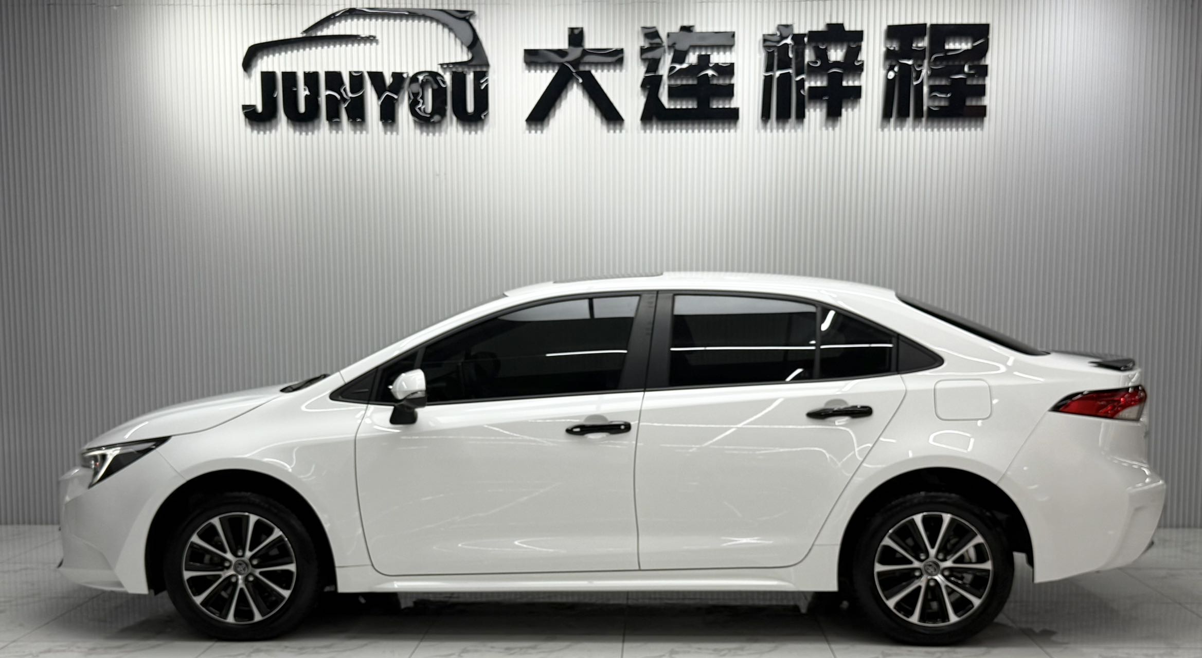 TOYOTA LEVIN 2023 185T CVT DELUXE EDITION — фото 7
