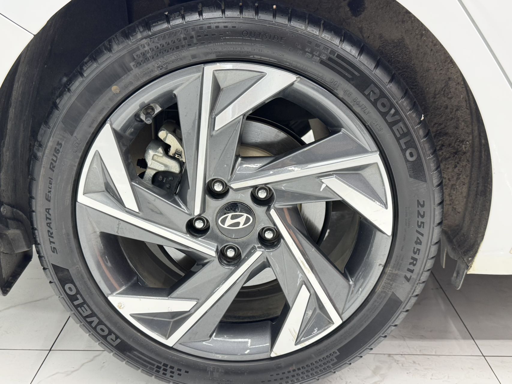 HYUNDAI ELANTRA 2023 1.5L CVT GLX ELITE EDITION — фото 9