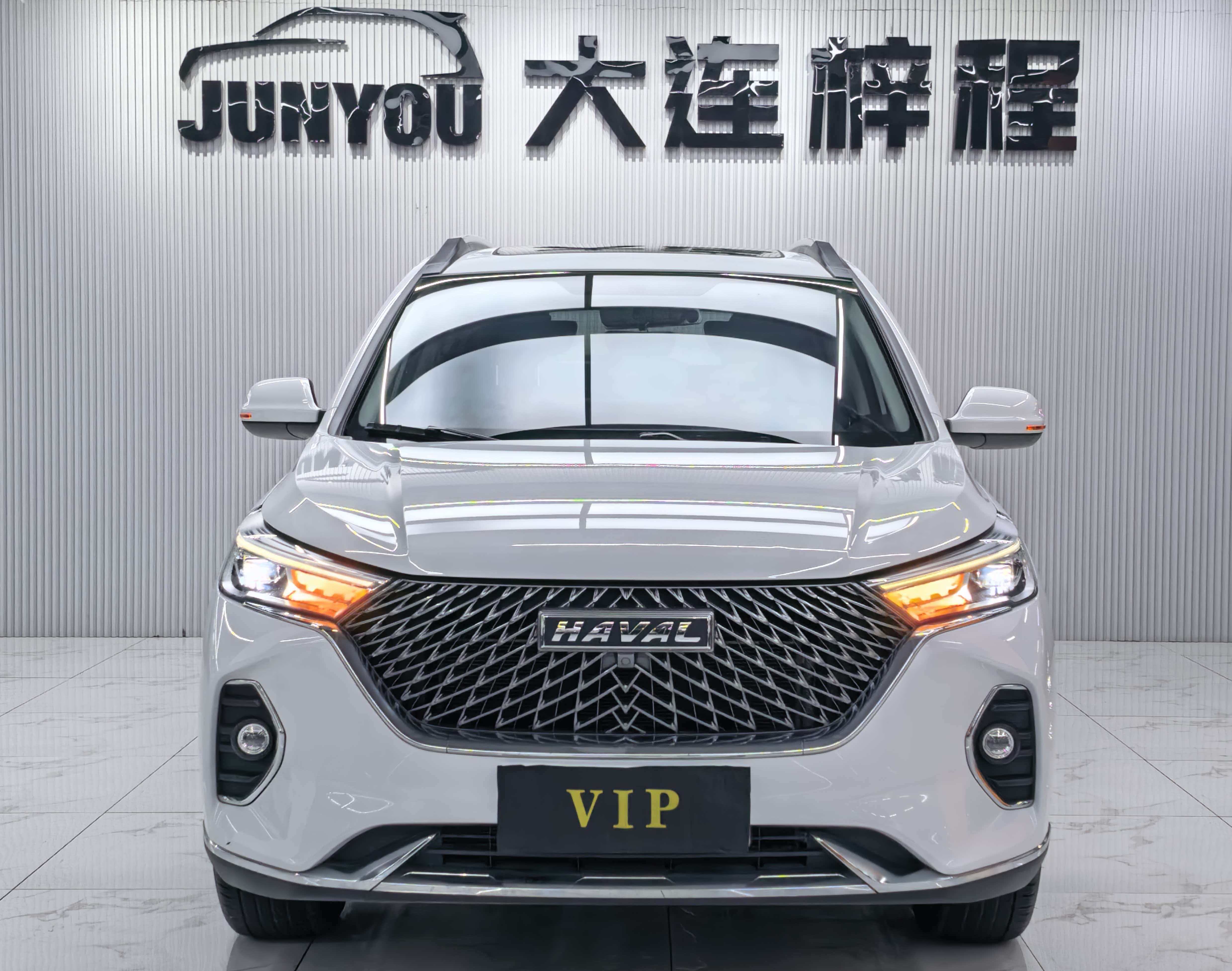 HAVAL M6 2023 PLUS 1.5T DCT LUXURY SMART LINK TYPE — фото 2