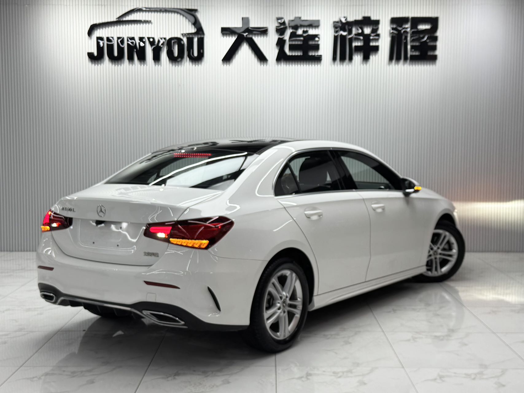 MERCEDES-BENZ A-CLASS 2024 A 180 L — фото 4