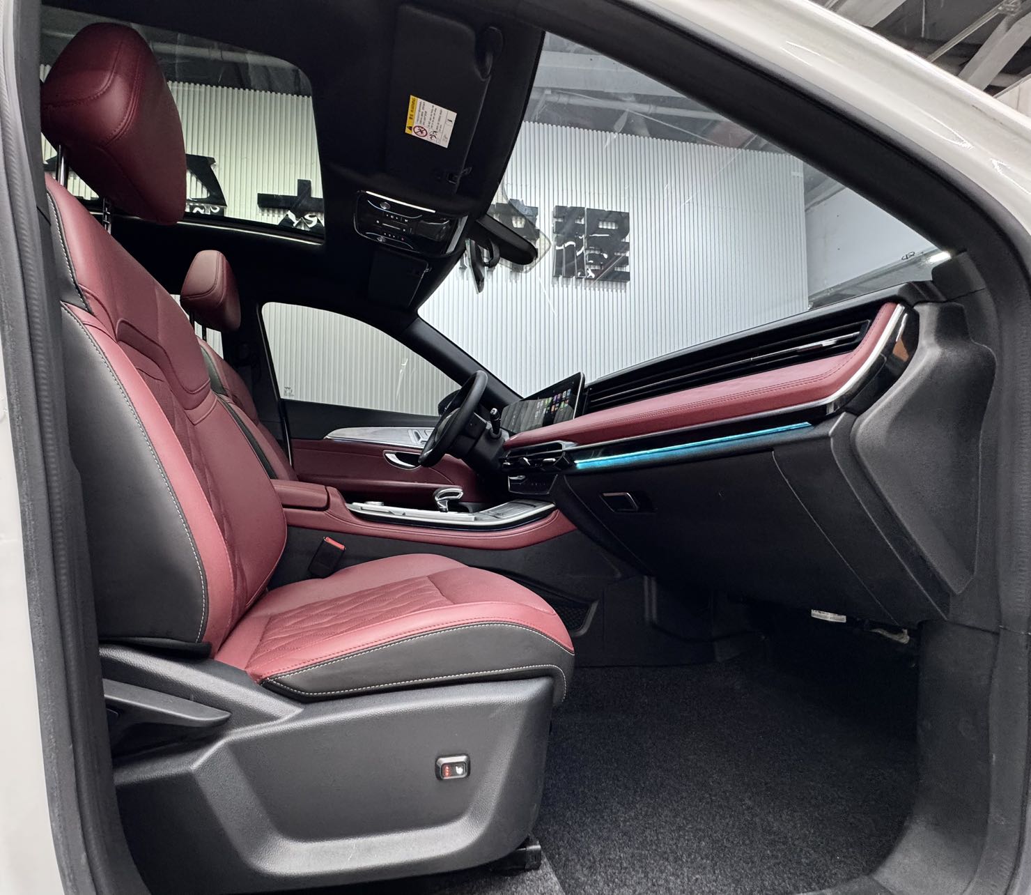 JETOUR X70 PLUS 2023 1.5T DCT勇者PLUS 5 SEATS — фото 11